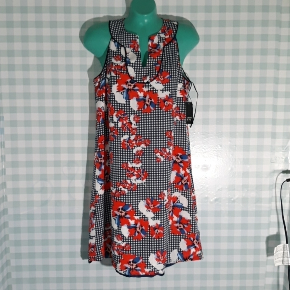 Crown & Ivy small floral  summer dress nwt